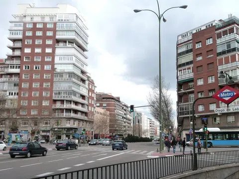 Piso en calle de Francisco Silvela, 30