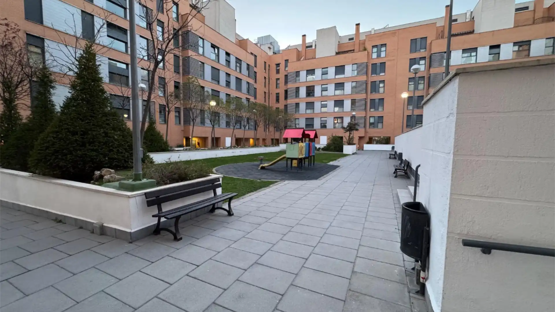 Piso en  Calle de Villamayor de Santiago 11 - Foto 33