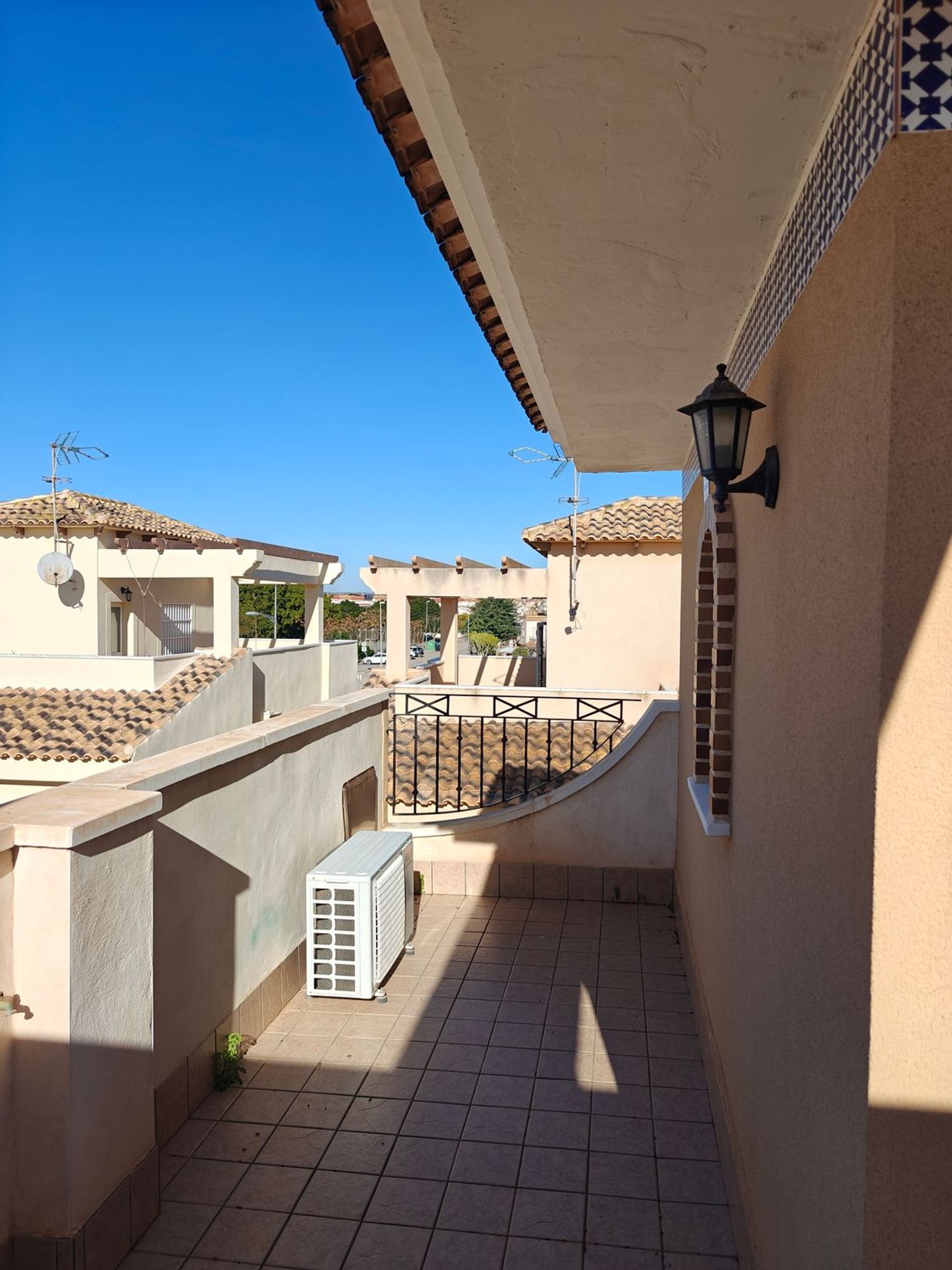 Chalet adosado en Avenida de Europa, 27 d - Foto 17