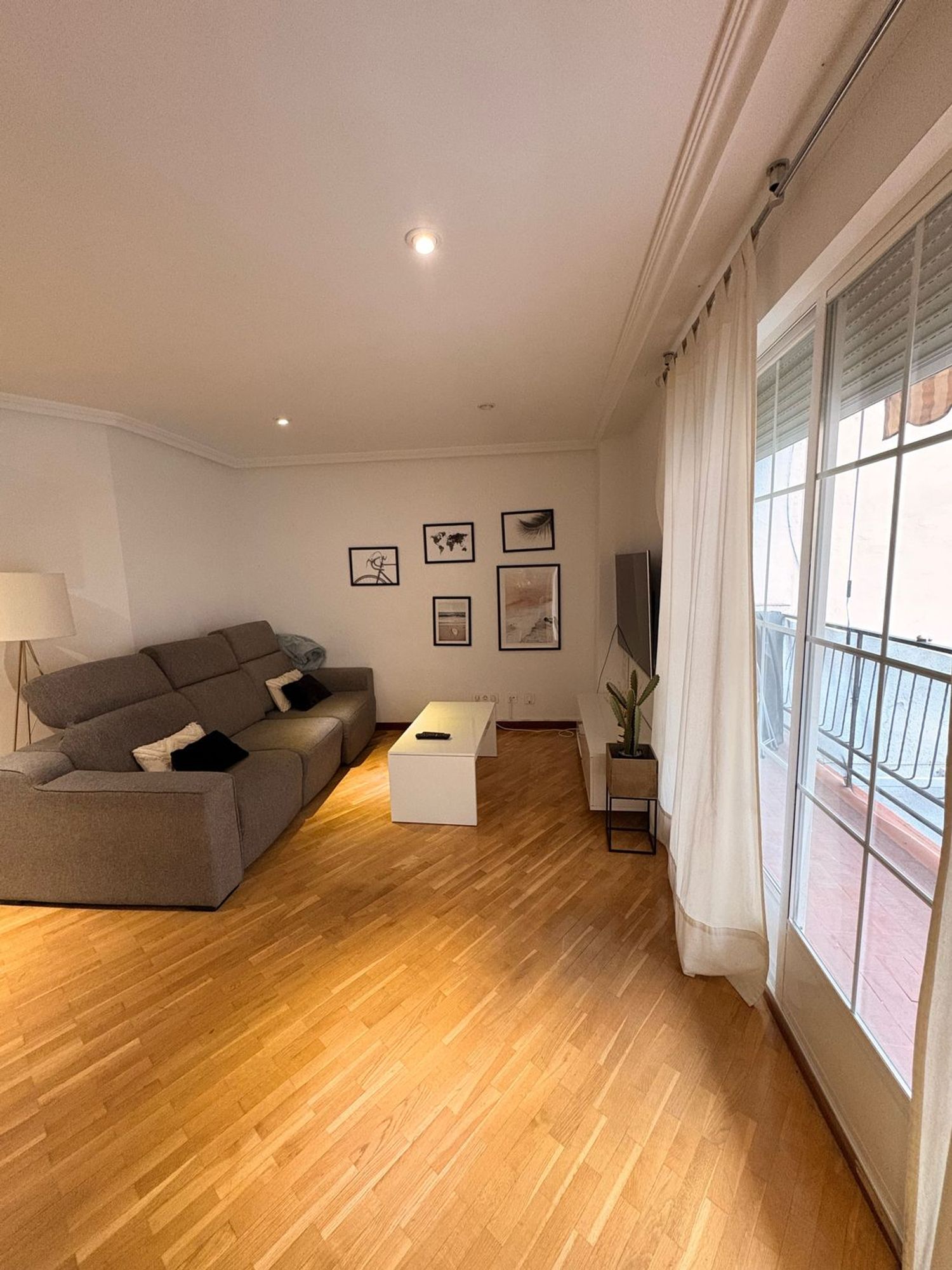 Piso en paseo de Canalejas, 21