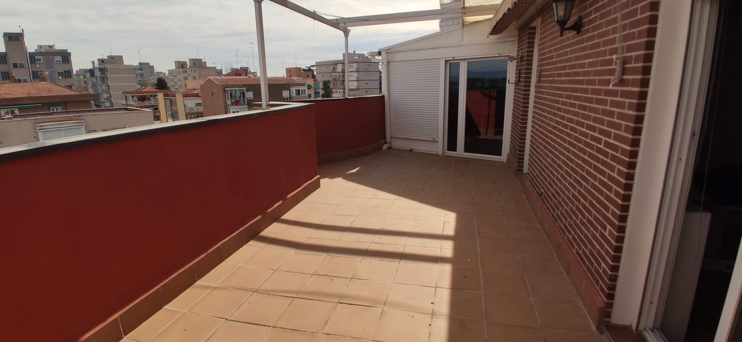 Ático en calle Fuentesaúco, 24 - Foto 4