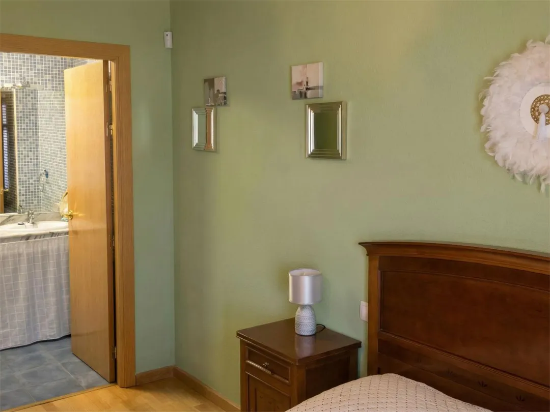 Piso en  Calle de la Fuente de la Reina 1 - Foto 10