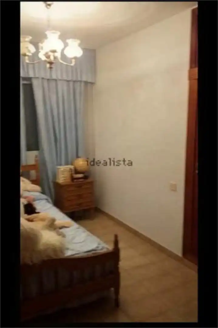 Piso en barrio - Foto 8