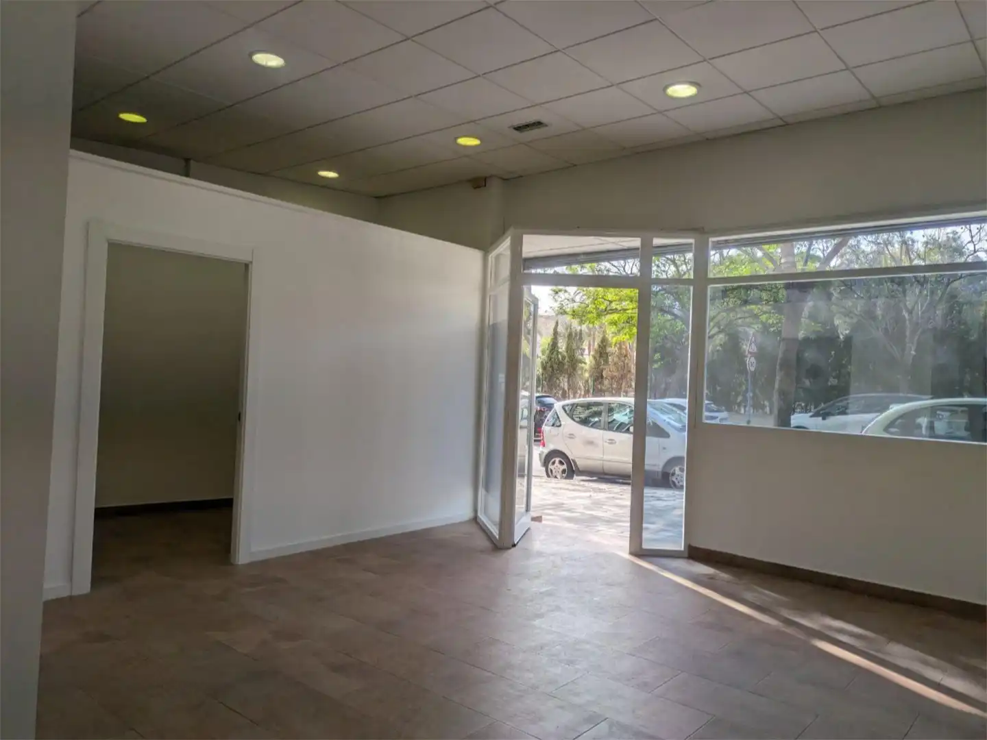 Local comercial en  Avenida Ciudad de Matanzas 6 - Foto 6