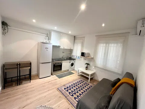 Piso en paseo de la Chopera, 61