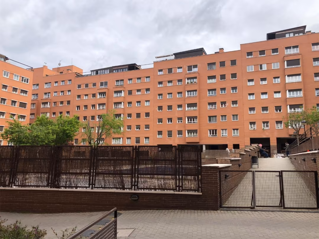 Piso en  Calle de Omega 36A