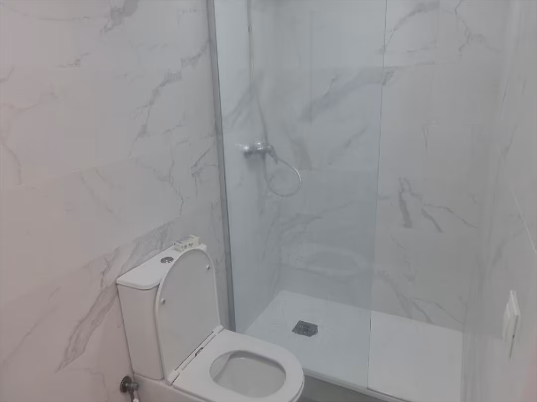 Piso en  Avenida Nuestra Señora de las Guías 7 - Foto 4