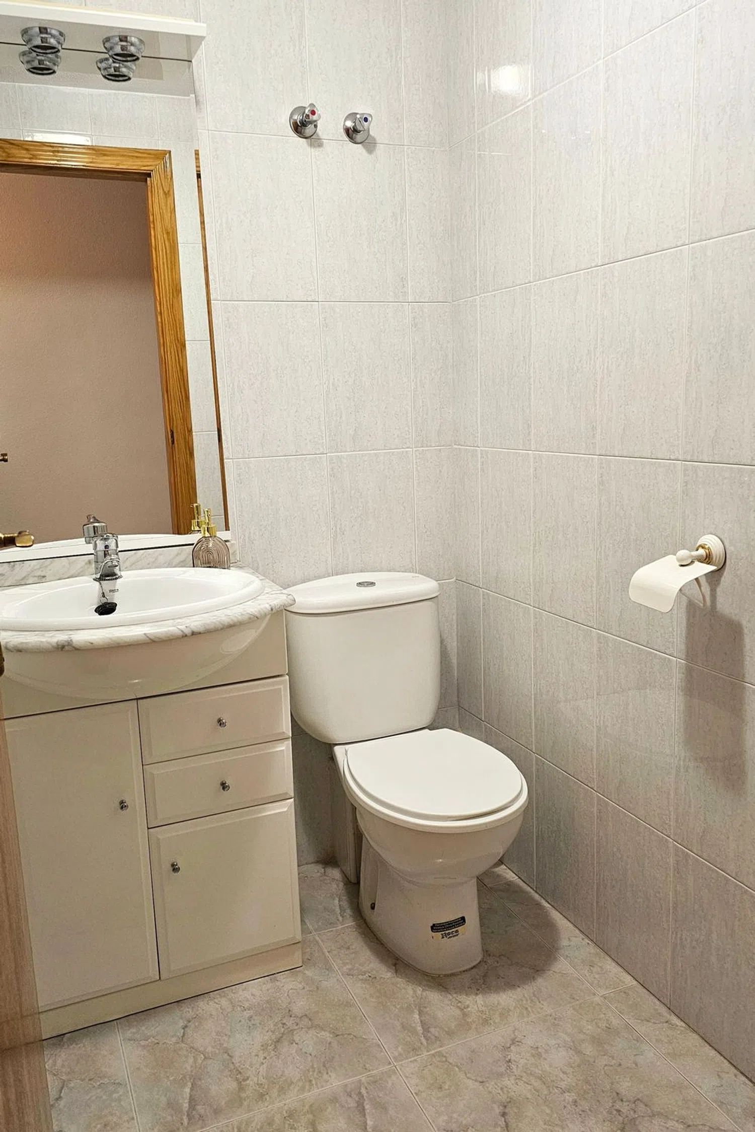 Piso en calle Martínez de la Rosa, 5 b - Foto 2