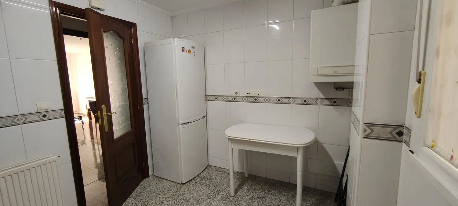 Piso en calle Poeta Jesús Rasueros, 27 - Foto 4
