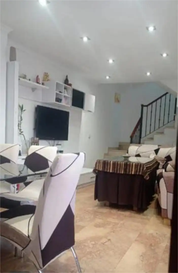 Chalet en Palma del Río - Foto 2