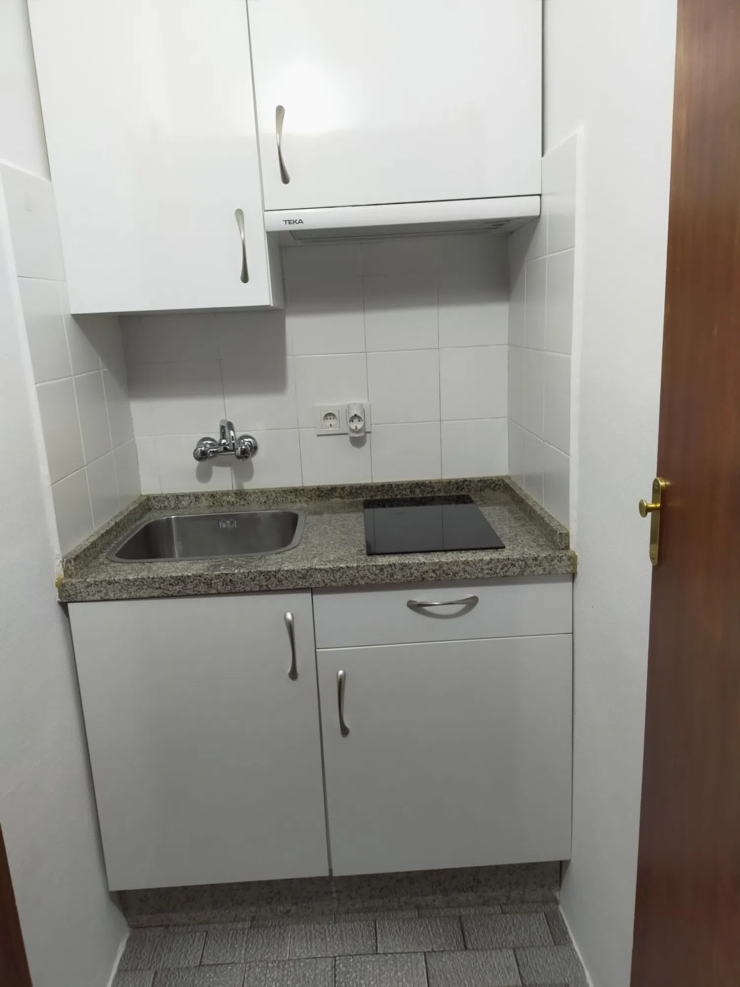 Estudio en calle Pagés del Corro, 182 - Foto 2