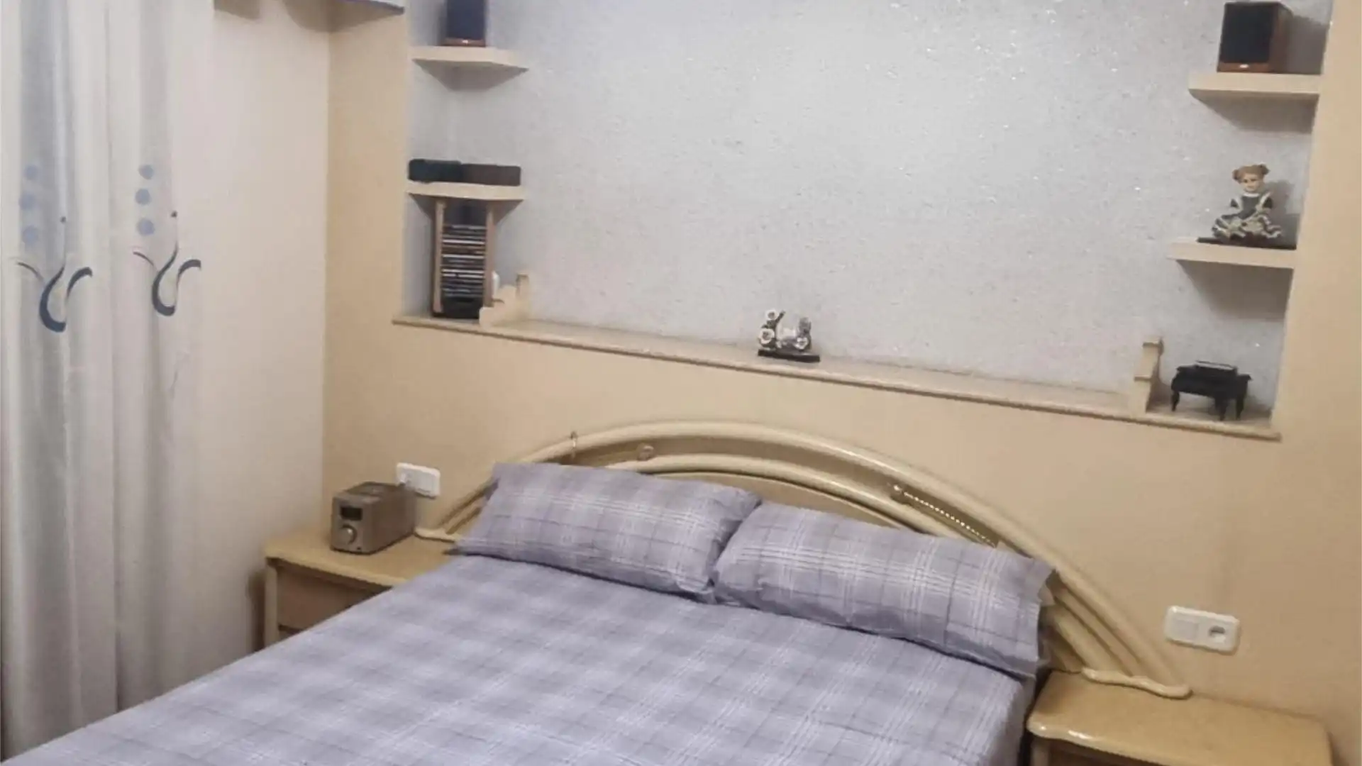 Piso en  Carrer de Santa Aurora 2 - Foto 4