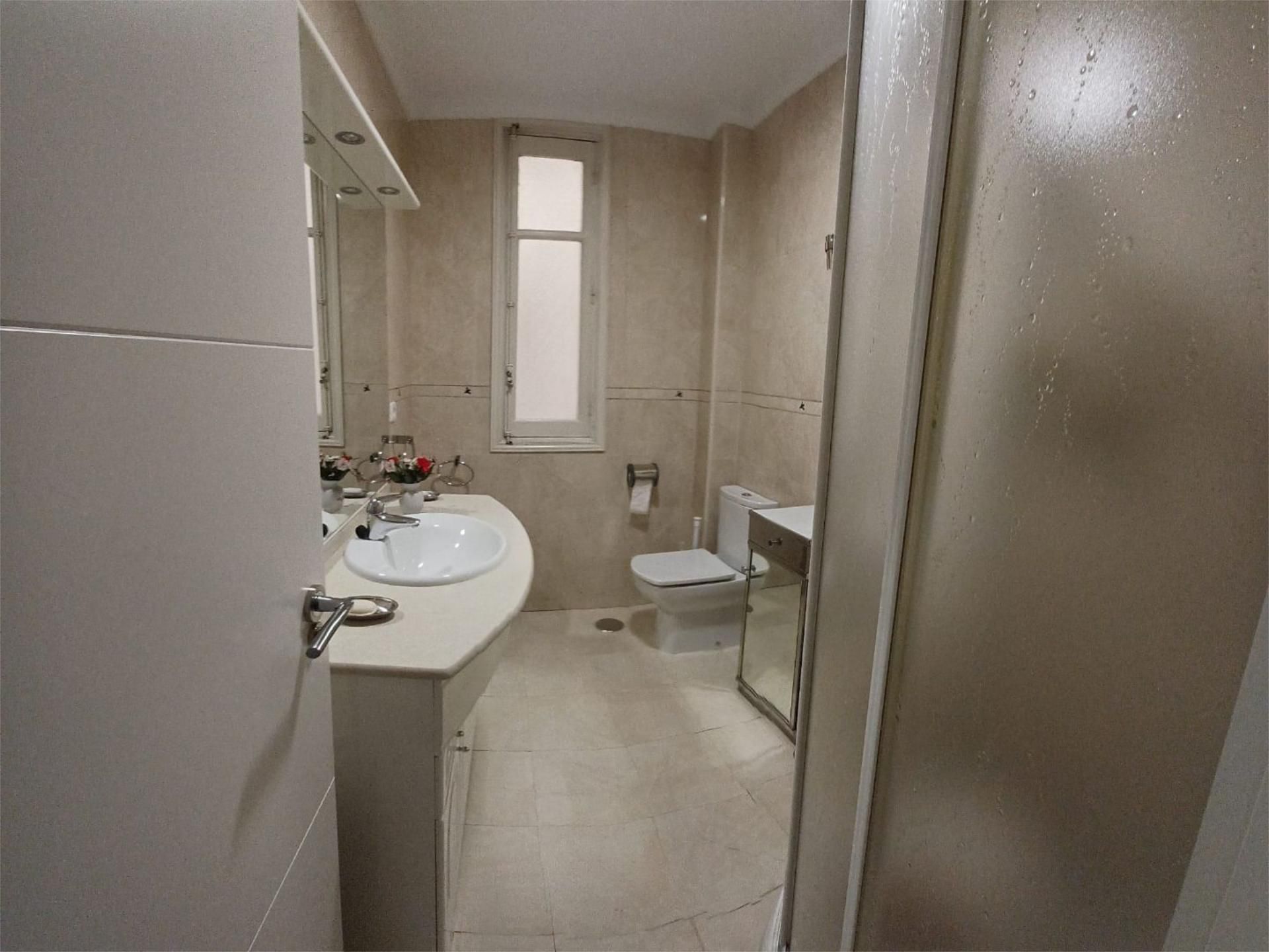 Piso en  Calle de Fernández de los Ríos 57 - Foto 16