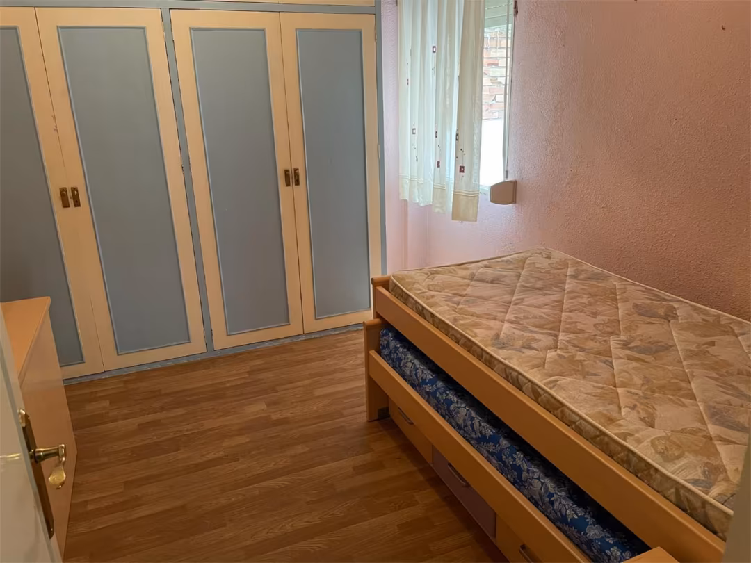 Piso en  Calle Pintor Pedro Orrente 2 - Foto 6