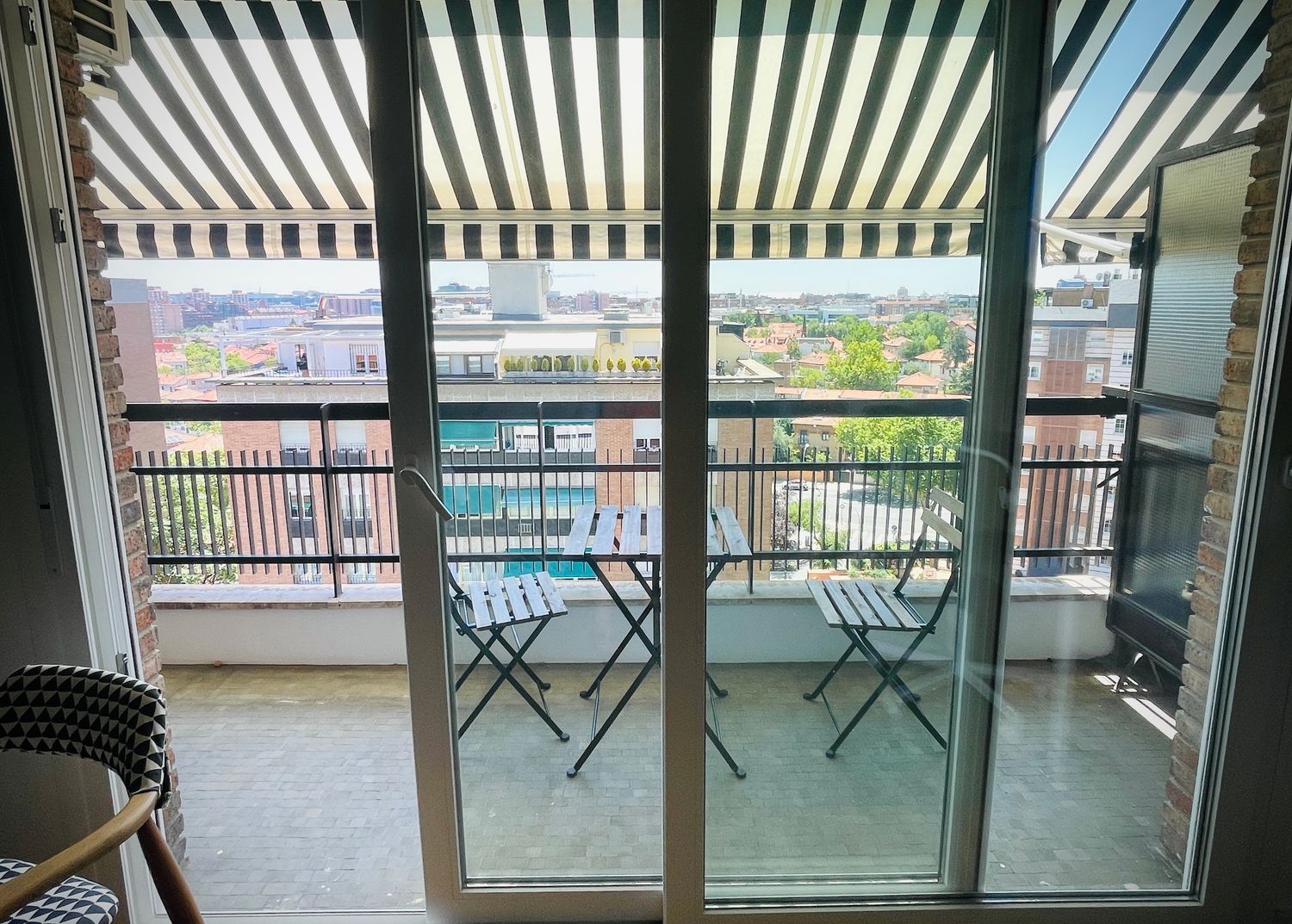 Estudio en calle Víctor de la Serna, 5 - Foto 1