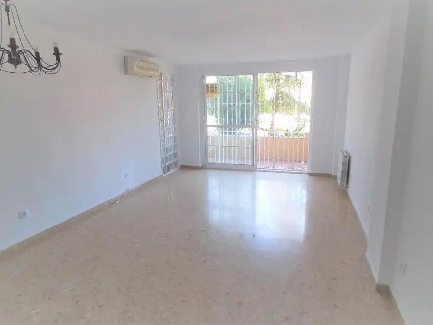 Piso en  Rotonda de Santa Eufemia S/N - Foto 8
