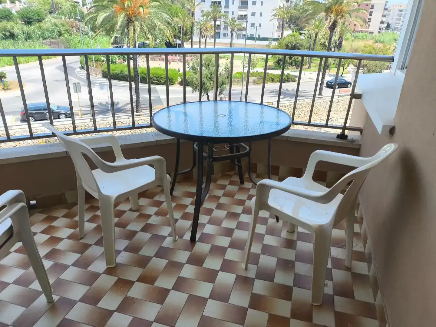 Piso en  Carrer de l'Estany 19 - Foto 4