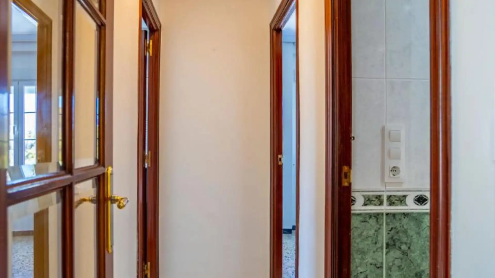 Piso en  Calle Virgen de las Torres 12 - Foto 10