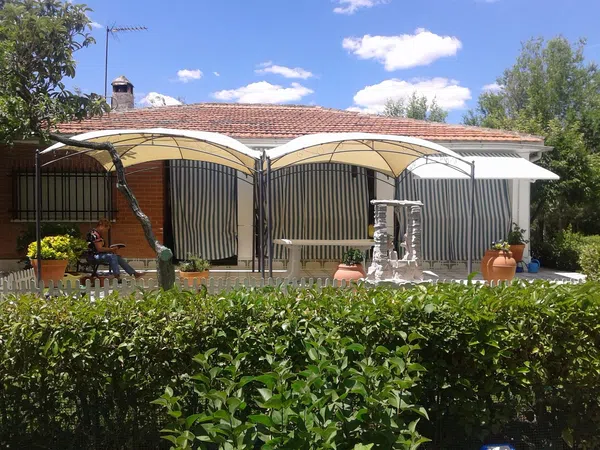 Casa o chalet independiente en Avenida de los Pintores, 36 - Foto 1