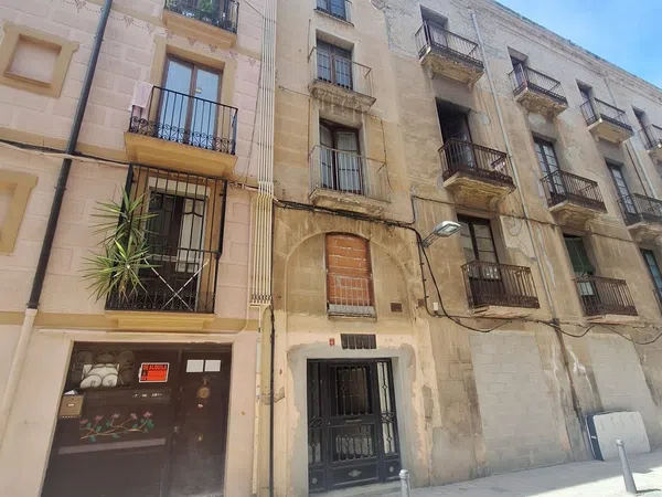 Chalet adosado en Calle de Vallroquetes, 14, Centre, Centre - Foto 1