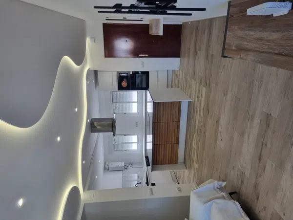 Piso en Urb. edificio rosa y clavel Barrio Zona Hispanidad - Vivar Téllez - Foto 2