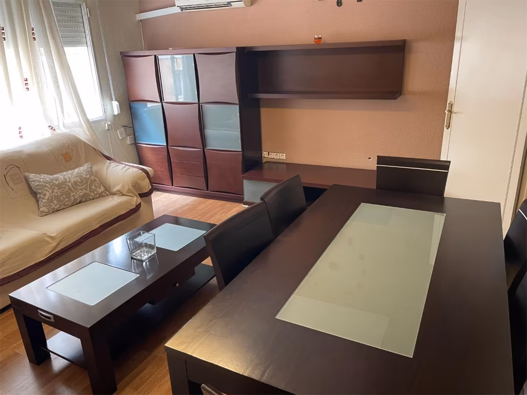 Piso en  Calle Pintor Pedro Orrente 2 - Foto 2