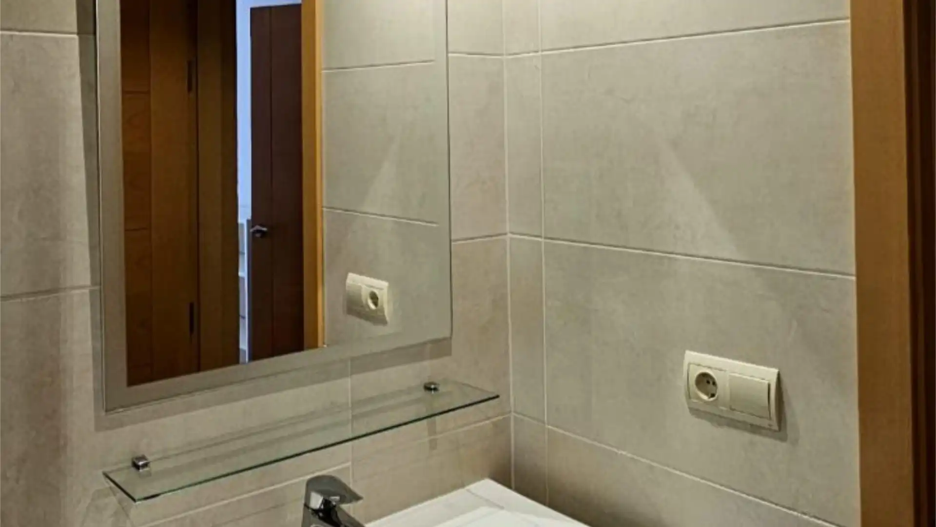 Piso en  Calle Cristóbal Colon 5 - Foto 21