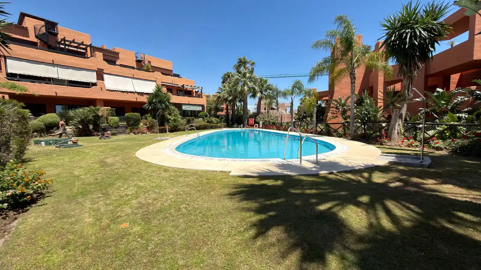 Apartamento en  Calle Moreno Torroba 22 - Foto 6