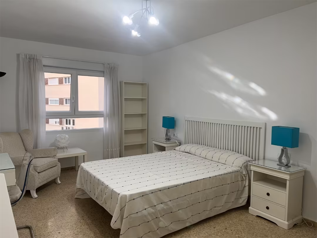 Piso en  Carrer del Batxiller 28 - Foto 8