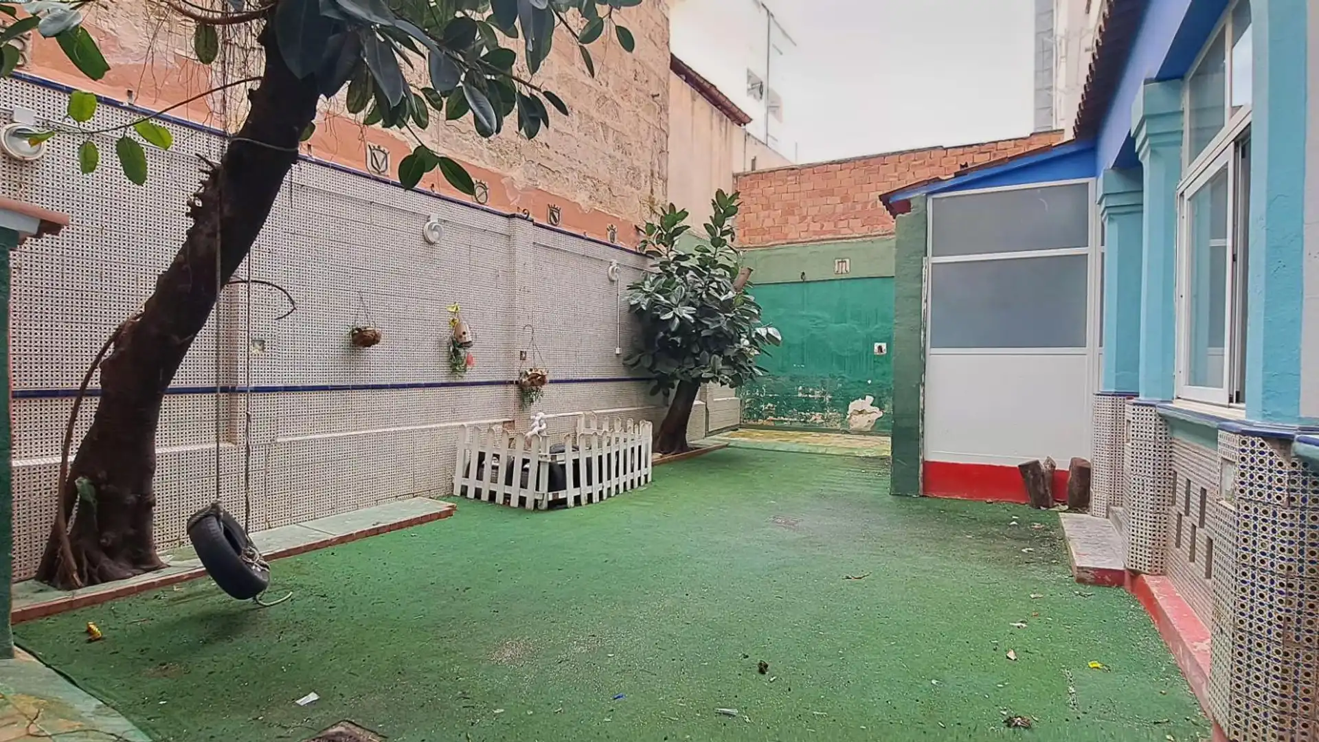 Planta baja en  Carrer de Bartomeu Rosselló-Porcel 6a - Foto 1