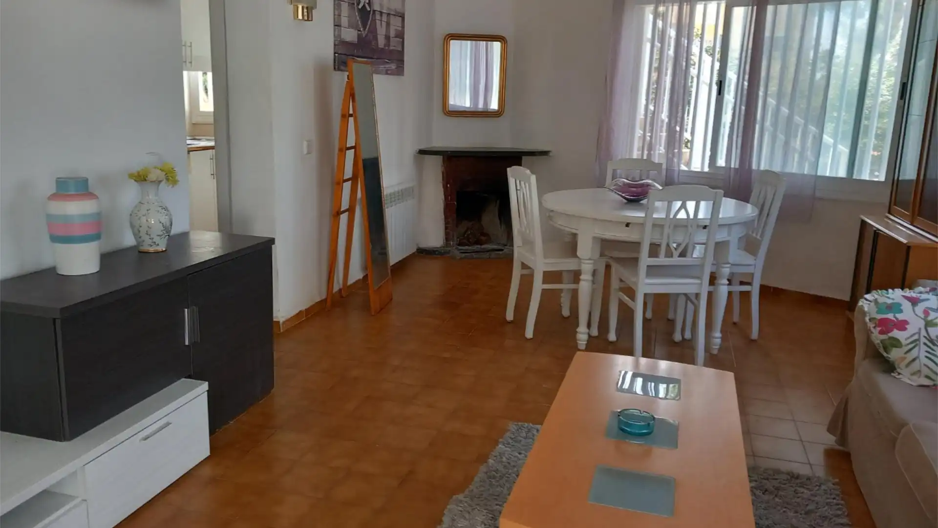 Apartamento en calle Carrer Rei Ferran II 23 - Foto 2