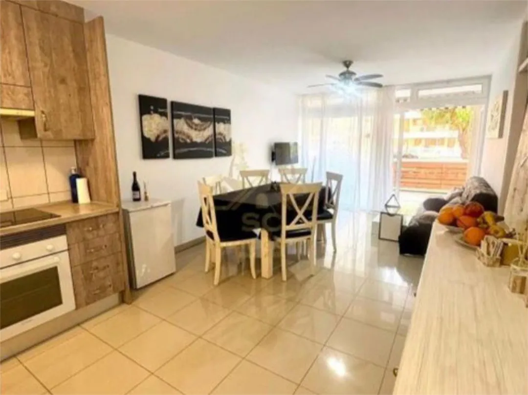 Piso en  Calle la Caldera 4