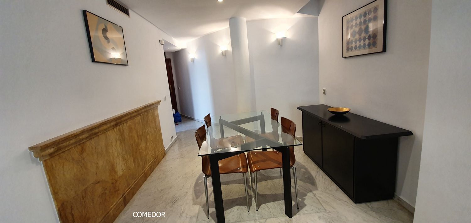 Piso en calle Reyes Católicos, 7 . 4º C - Foto 3