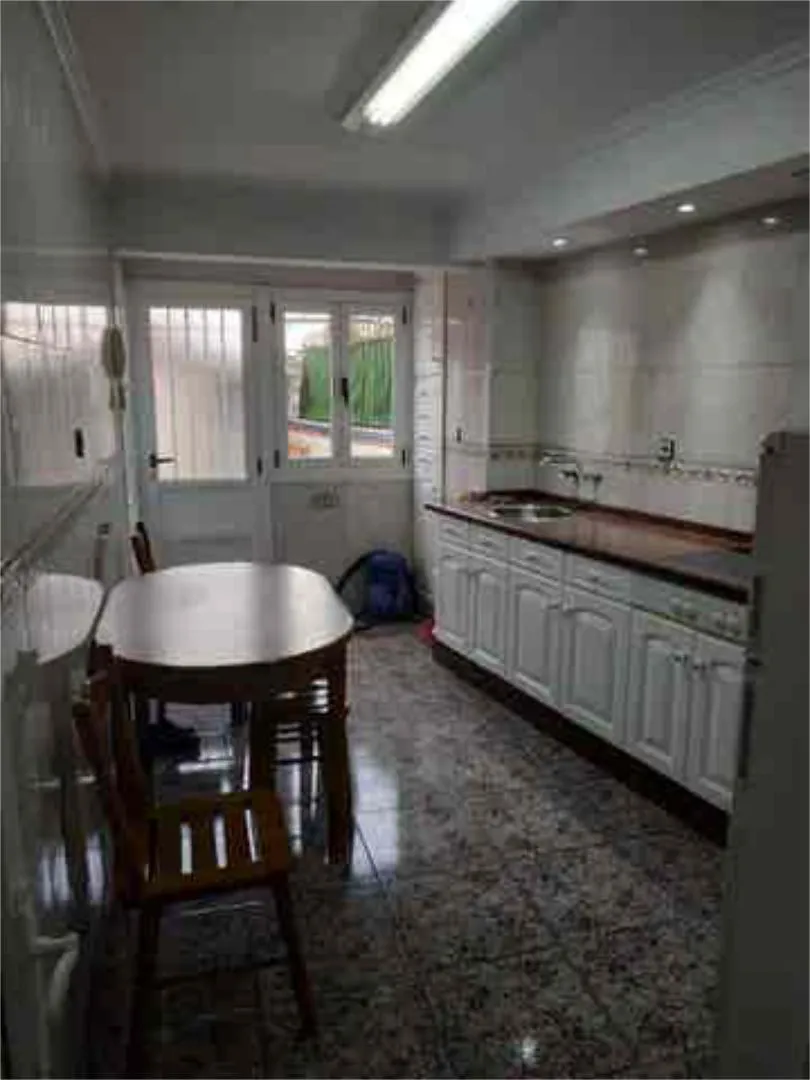 Piso en Pumarín - Foto 3