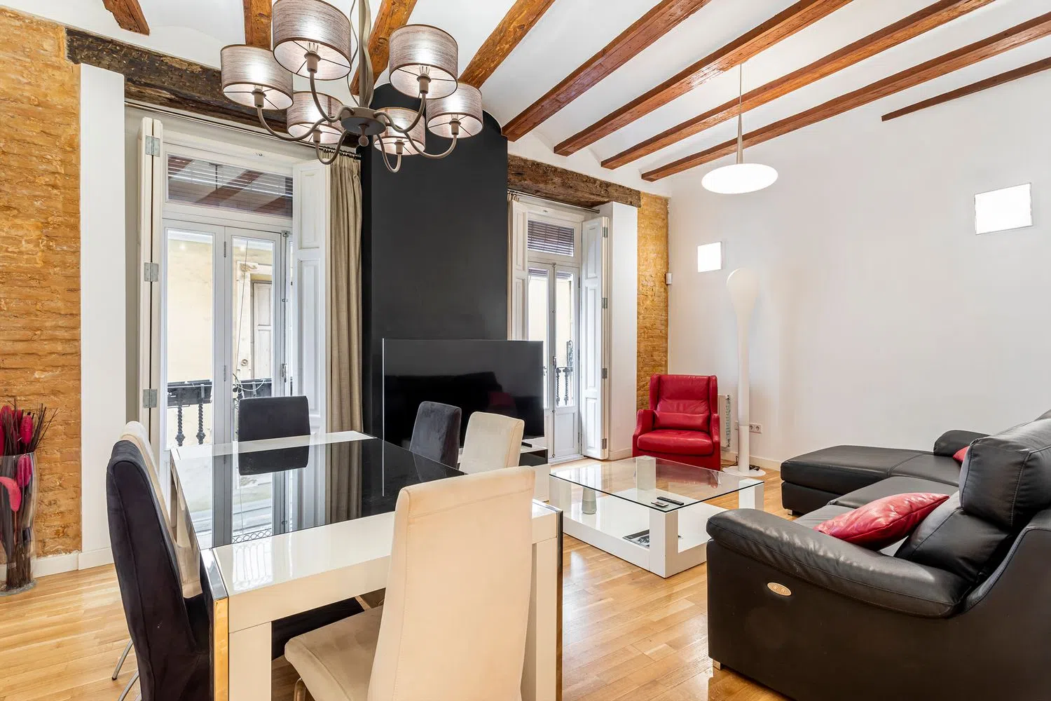 Piso en calle del Comte de Montornés, 28 - Foto 1