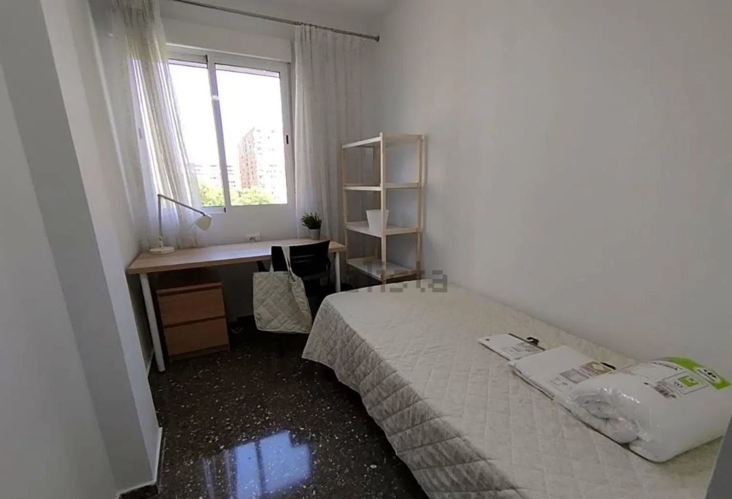 Piso en Calle de l'Explorador Andrés, Ciutat Jardí - Foto 2