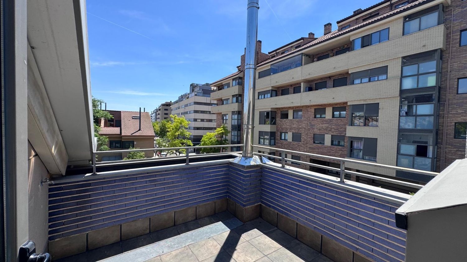 Chalet pareado en Calle Juan José Millas, Rivas Futura - Foto 46