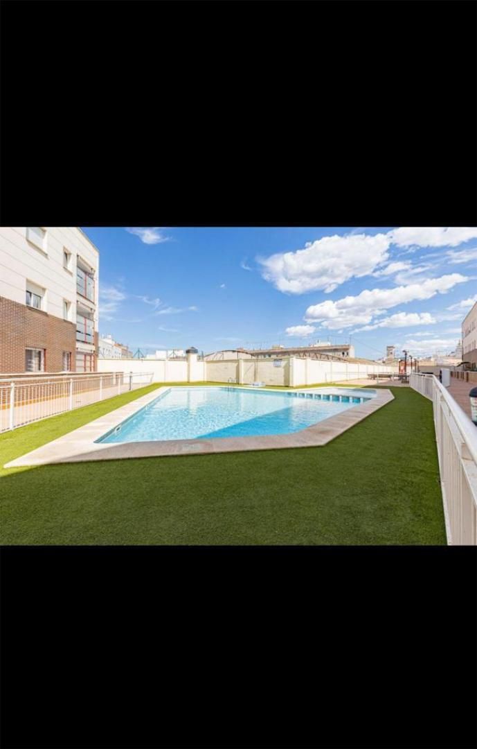 Piso en  Calle Trinidad 8