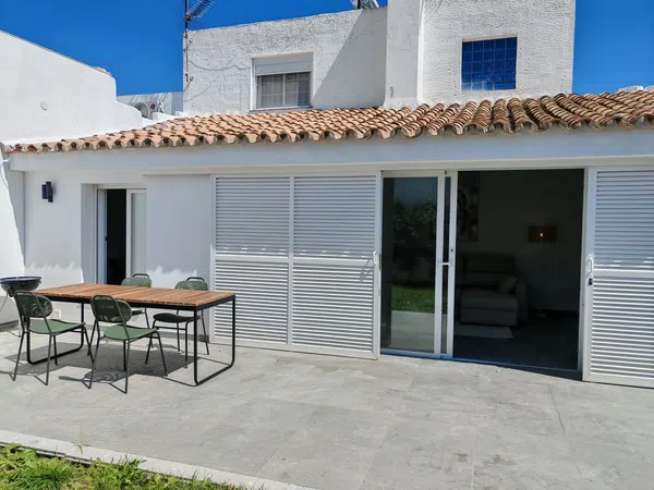 Casa independiente en Urb. puerto romano Barrio Las Lomas - Foto 9