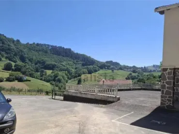 Chalet en Altzo - Espacio y tradición vasca - Foto 4