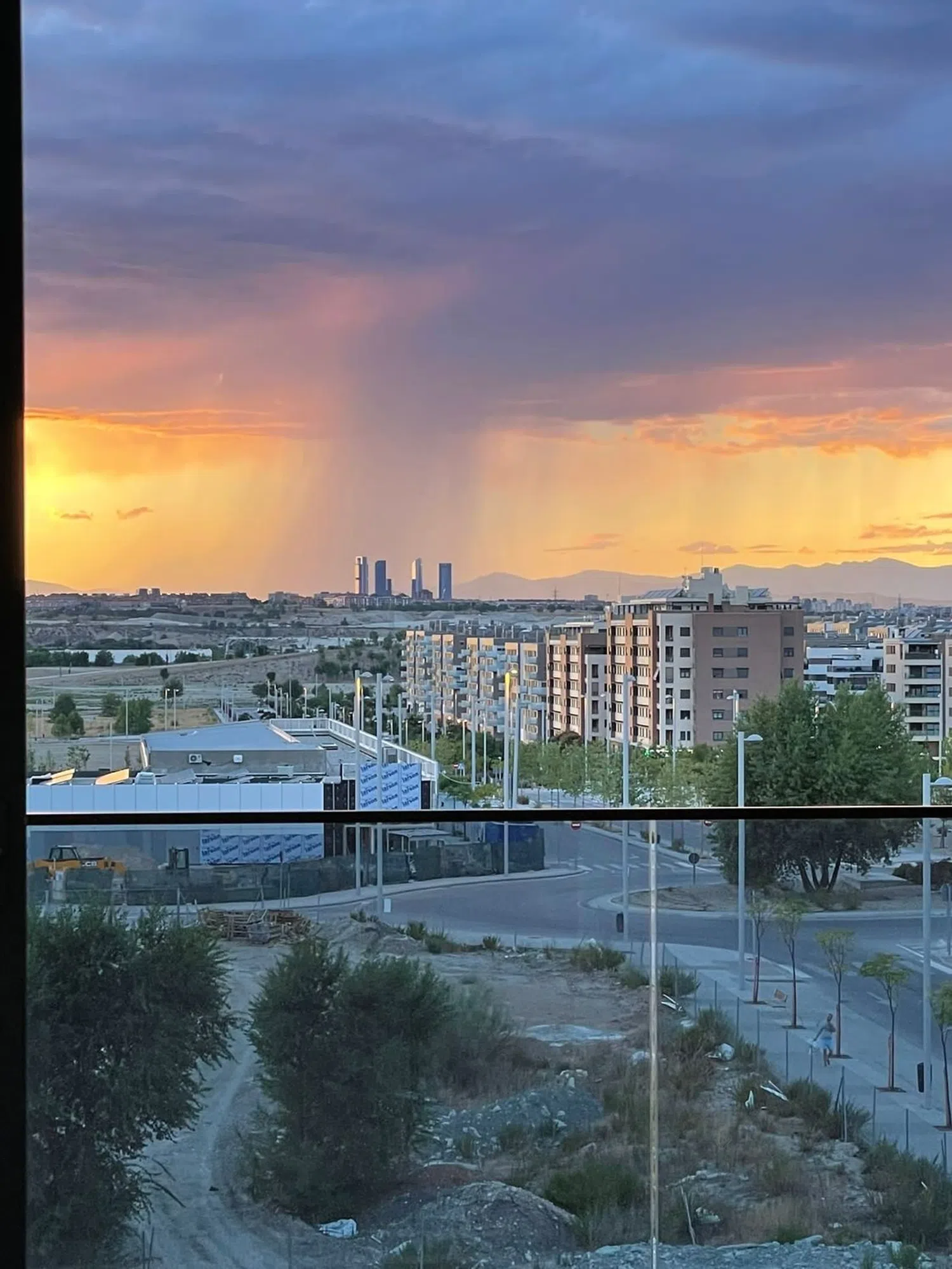 Piso en calle Victoria Kent, 92 - Foto 1