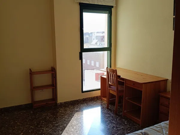 Piso en plaza de la Ciutat de la Lisa, 3 - Foto 8