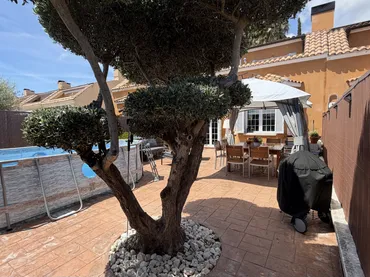 Casa adosada en  Passatge dels Rosers 18 - Foto 3