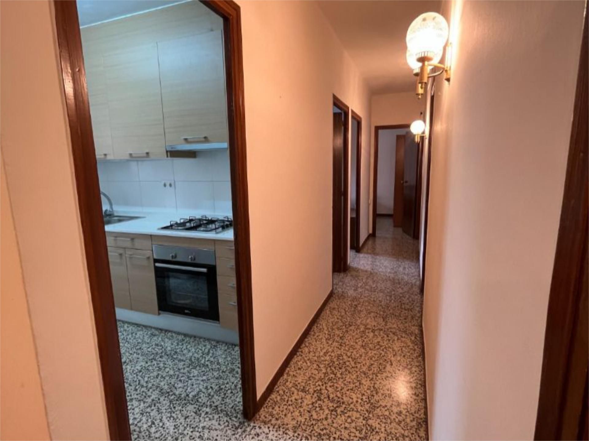 Piso en  Carrer Príncep de Viana 17 - Foto 12