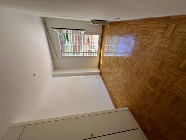 Piso en calle de Isabel Clara Eugenia, 4 - Foto 1