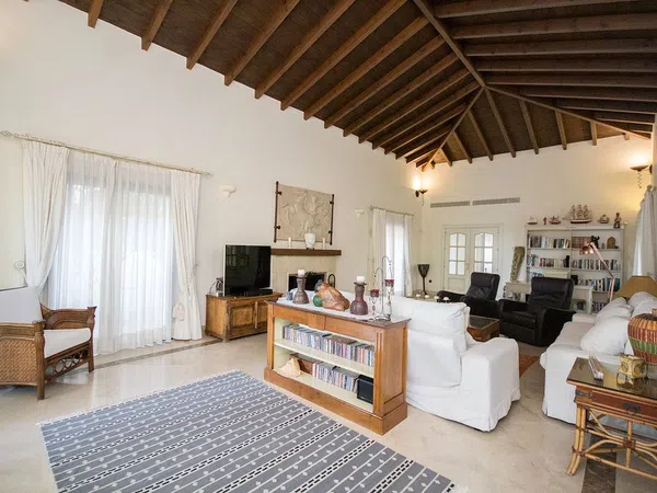 Casa o chalet independiente en Avenida Reina Doña Sofia, 34, Bahía de Marbella - Foto 17