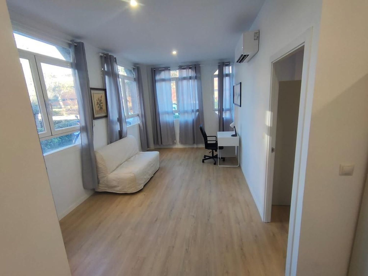 Estudio en avenida de Valladolid, 47 - Foto 1