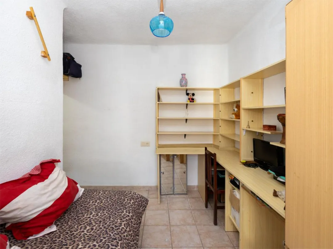 Casa adosada en  Calle Santa Herminia 37 - Foto 33