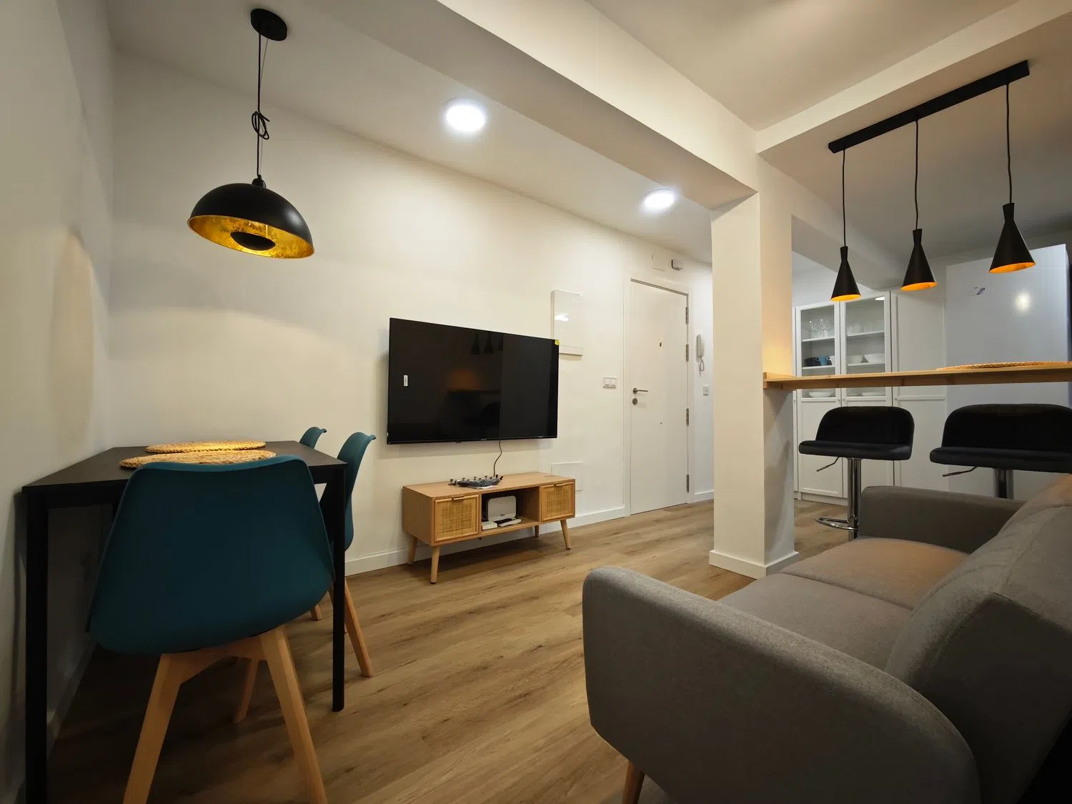 Piso en calle Puerto de Viella, 4 - Foto 2