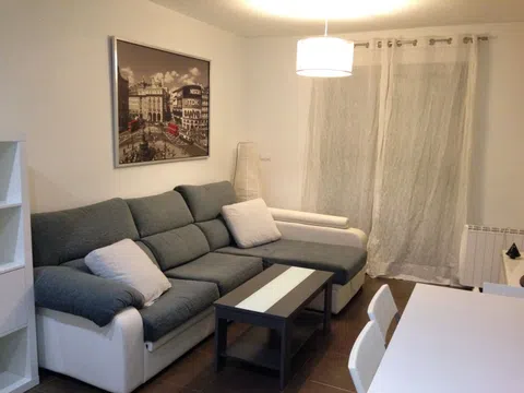 Piso en calle menéndez pidal, 6